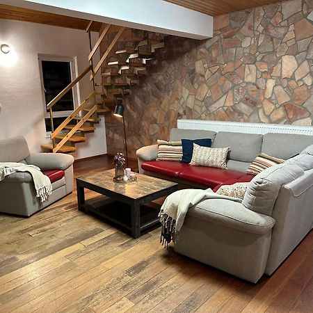 Villa Haskova With 3 Bedrooms Банска-Бистрица Экстерьер фото