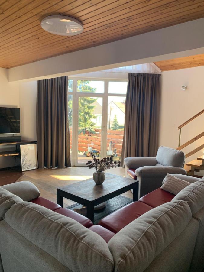 Villa Haskova With 3 Bedrooms Банска-Бистрица Экстерьер фото