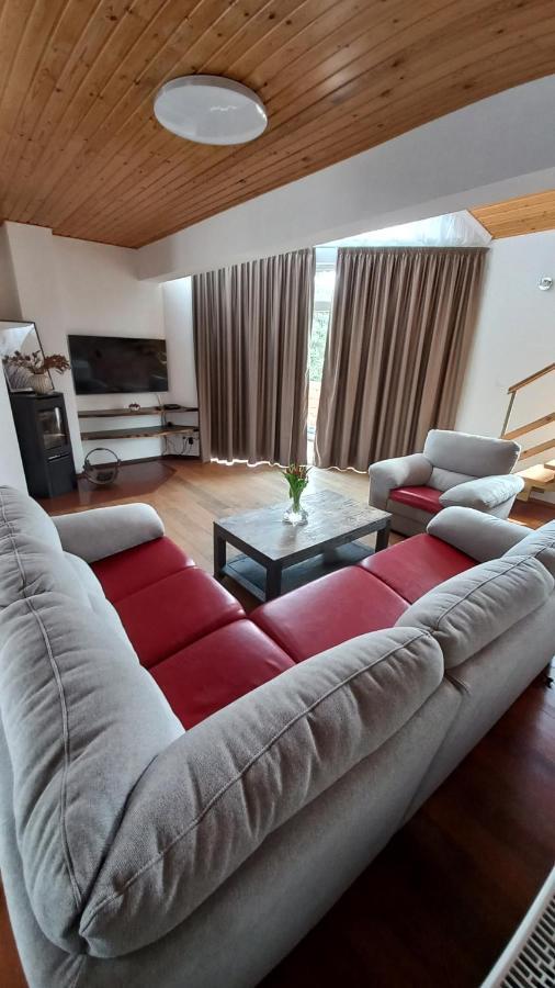 Villa Haskova With 3 Bedrooms Банска-Бистрица Экстерьер фото