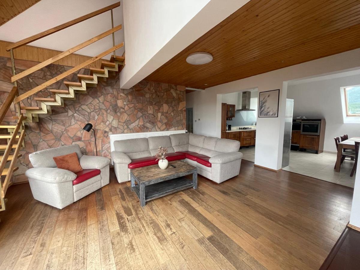 Villa Haskova With 3 Bedrooms Банска-Бистрица Экстерьер фото