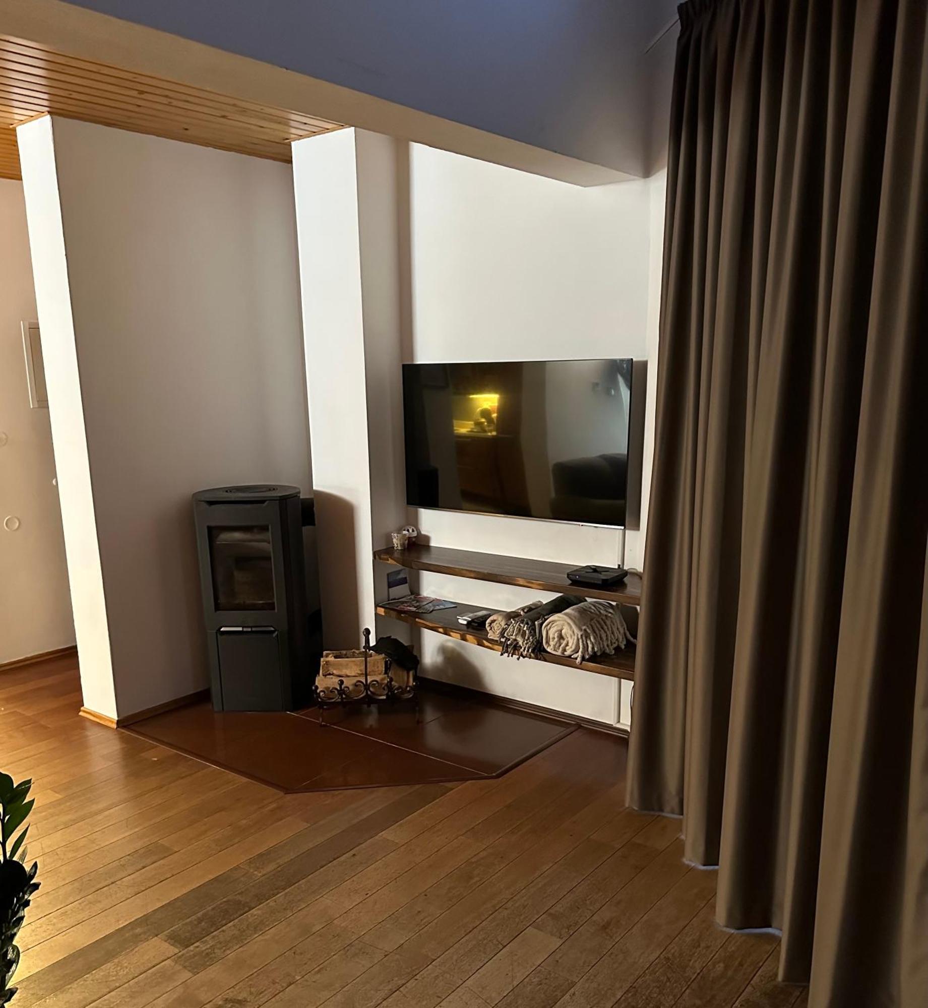 Villa Haskova With 3 Bedrooms Банска-Бистрица Экстерьер фото