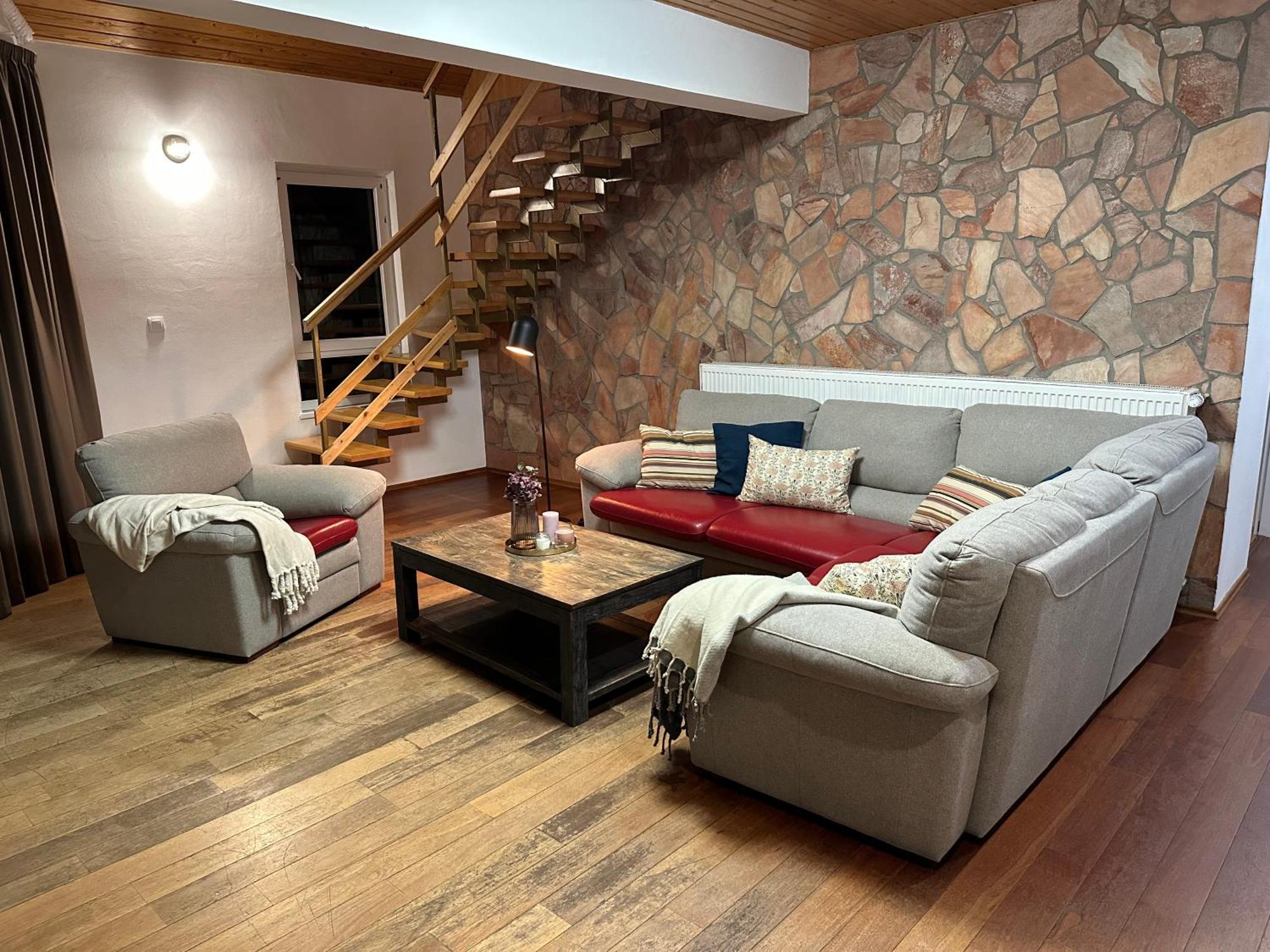 Villa Haskova With 3 Bedrooms Банска-Бистрица Экстерьер фото